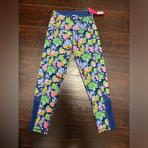 Lilly Pulitzer Disney leggings size small never worn